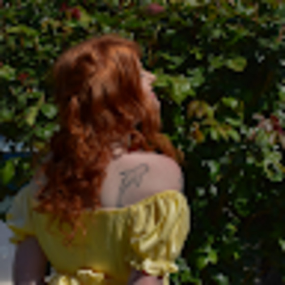 Meet your Posher, Haley - Picture 1 of 1